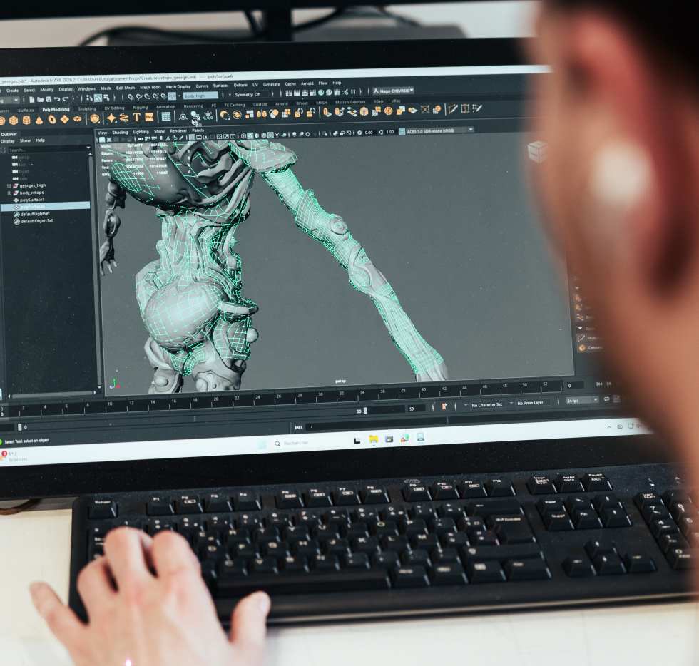 etudiant_sur_ordi_3d_game_design